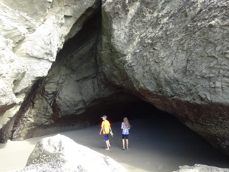 Second  Beach Tide Pool - Cave