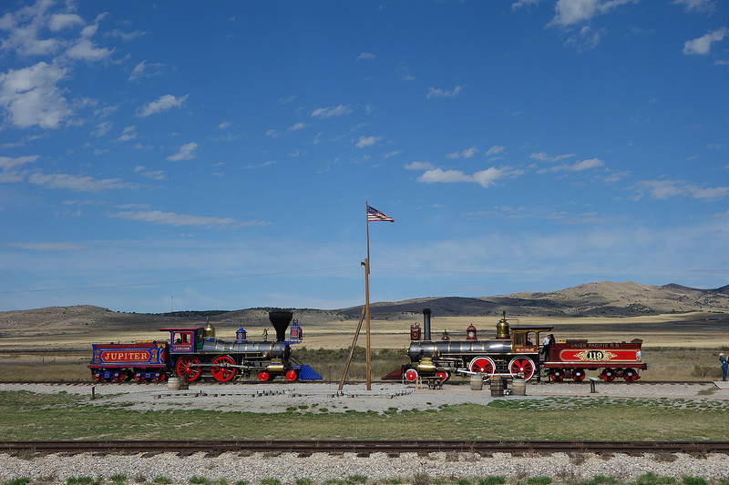 Golden Spike-Face Off