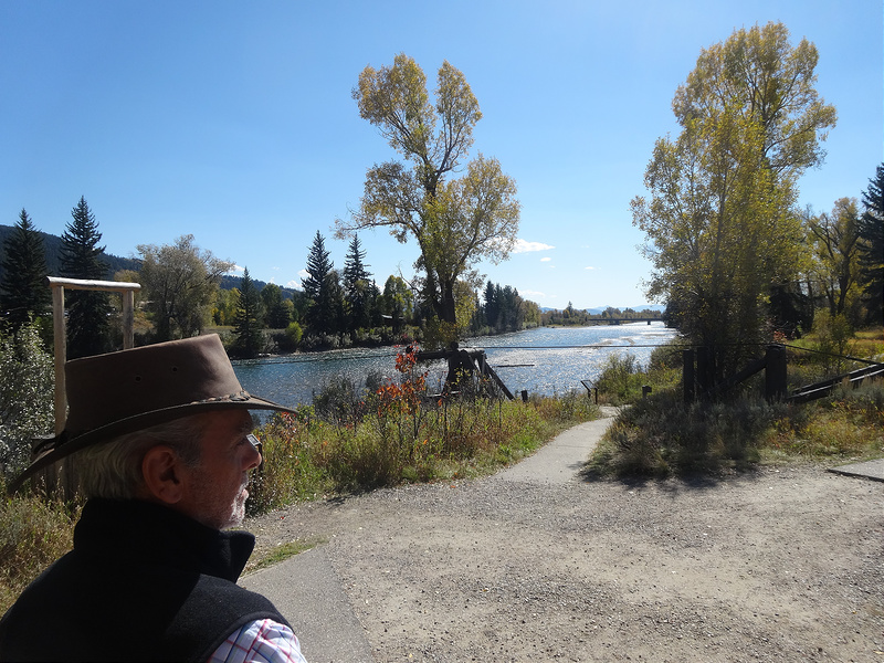 GT-P surveying the Snake River