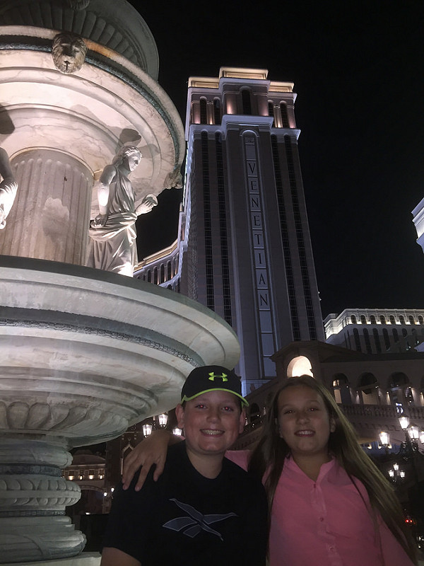 Vegas Vegas