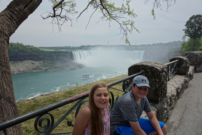 Niagara-Horseshoe Falls (4) Niagara-Horseshoe Falls (4)